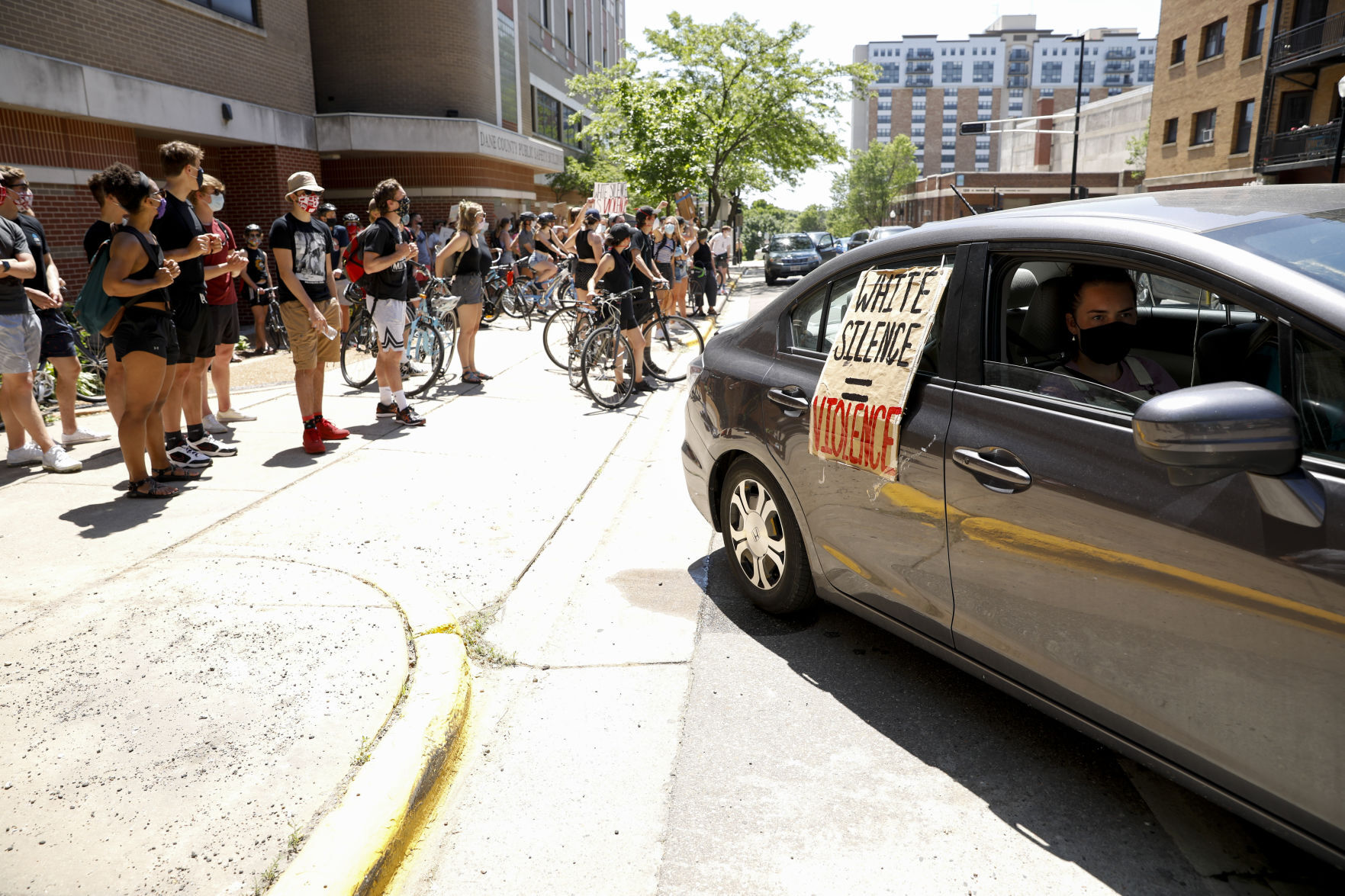 Car Caravan Protest 060220 15-06022020193406